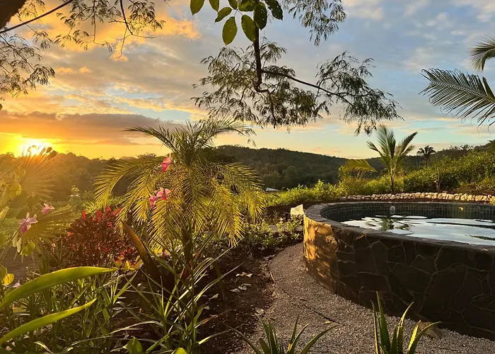 Refugio Del Ocaso - Neues Teak-haus Mit Garten Hojancha